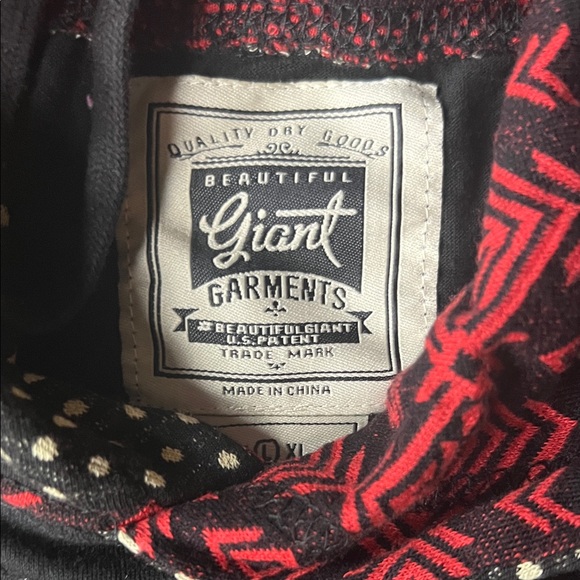 Black and Red Patterned Hoodie - Picture 2 of 3